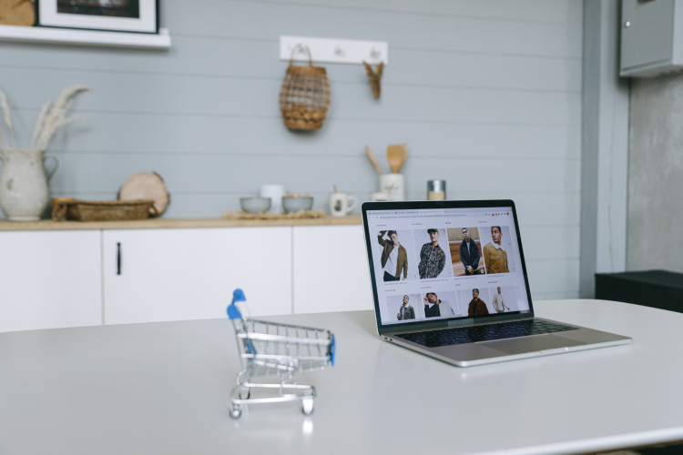 Tips to make online store trustworthy and improve customer trust in ecommerce website